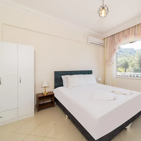 Superb Flat With Nature View And Balcony In * Alanya