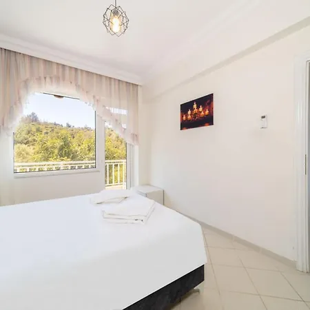 Apartment Superb Flat With Nature View And Balcony In *