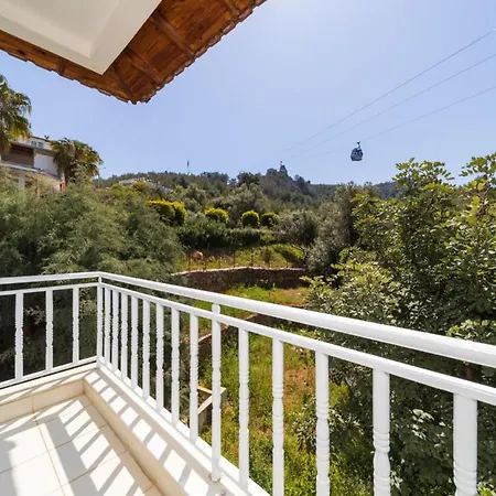Superb Flat With Nature View And Balcony In Alanya